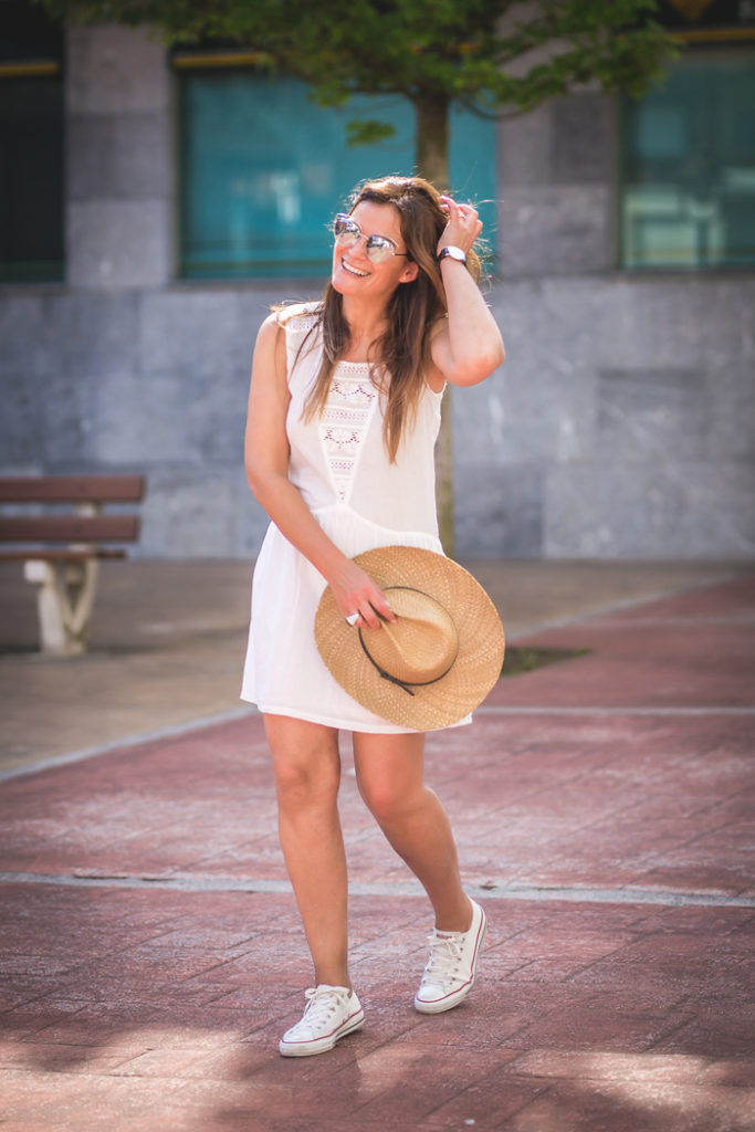 Vestido Blanco , converse , es cuestión de estilo , Personal Shopper , Lucía Díez  